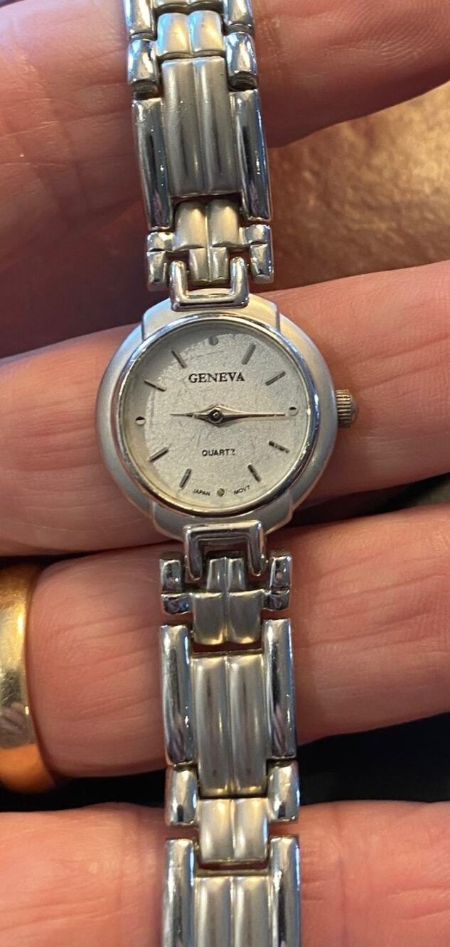Women's 22mm Silver Tone Geneva Quartz Watch